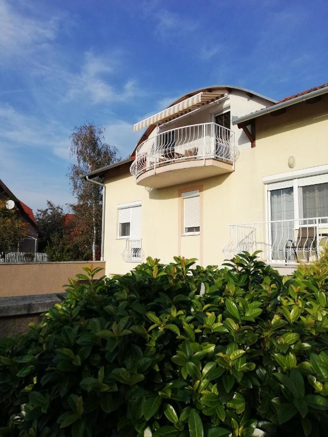 Apartmán Var-Lak Apartman Hévíz Exteriér fotografie