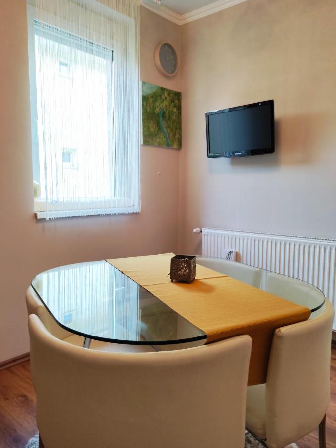 Apartmán Var-Lak Apartman Hévíz Exteriér fotografie